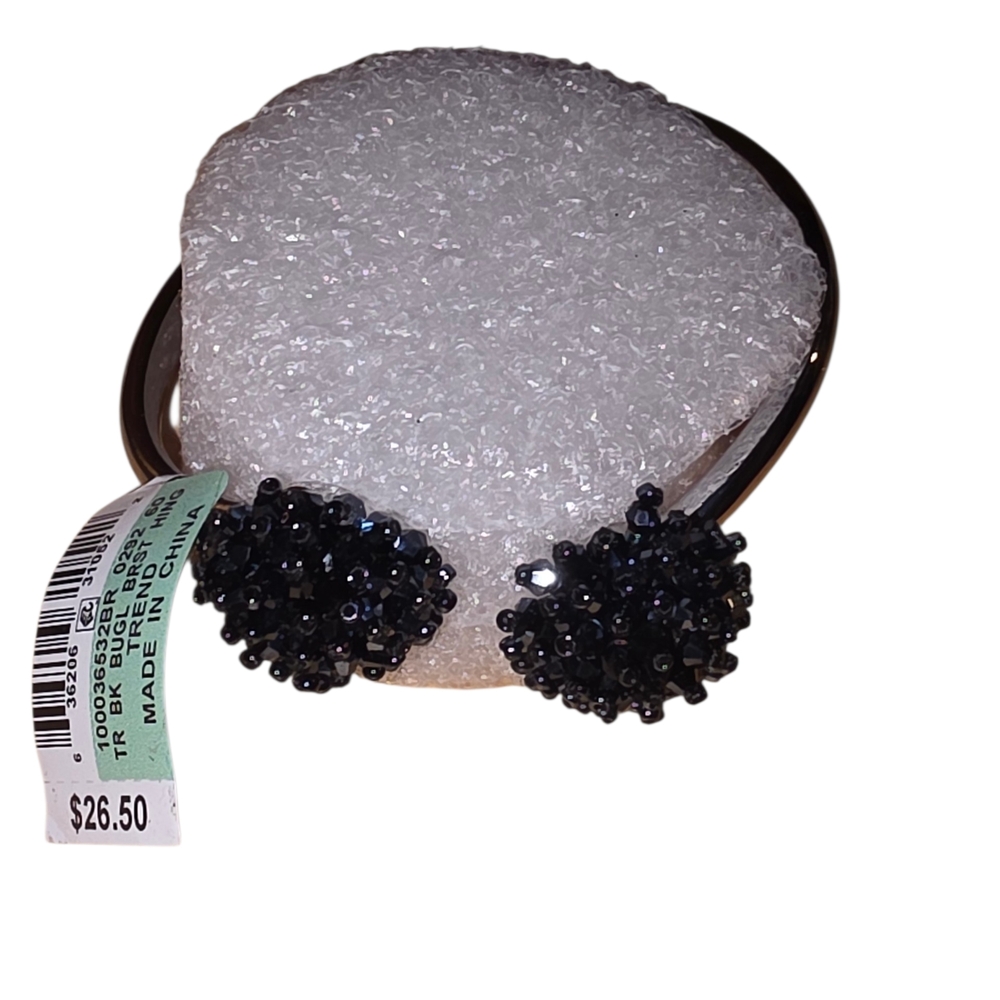 Black Beaded Hinged braclet brand new with tag🔥🔥🔥
